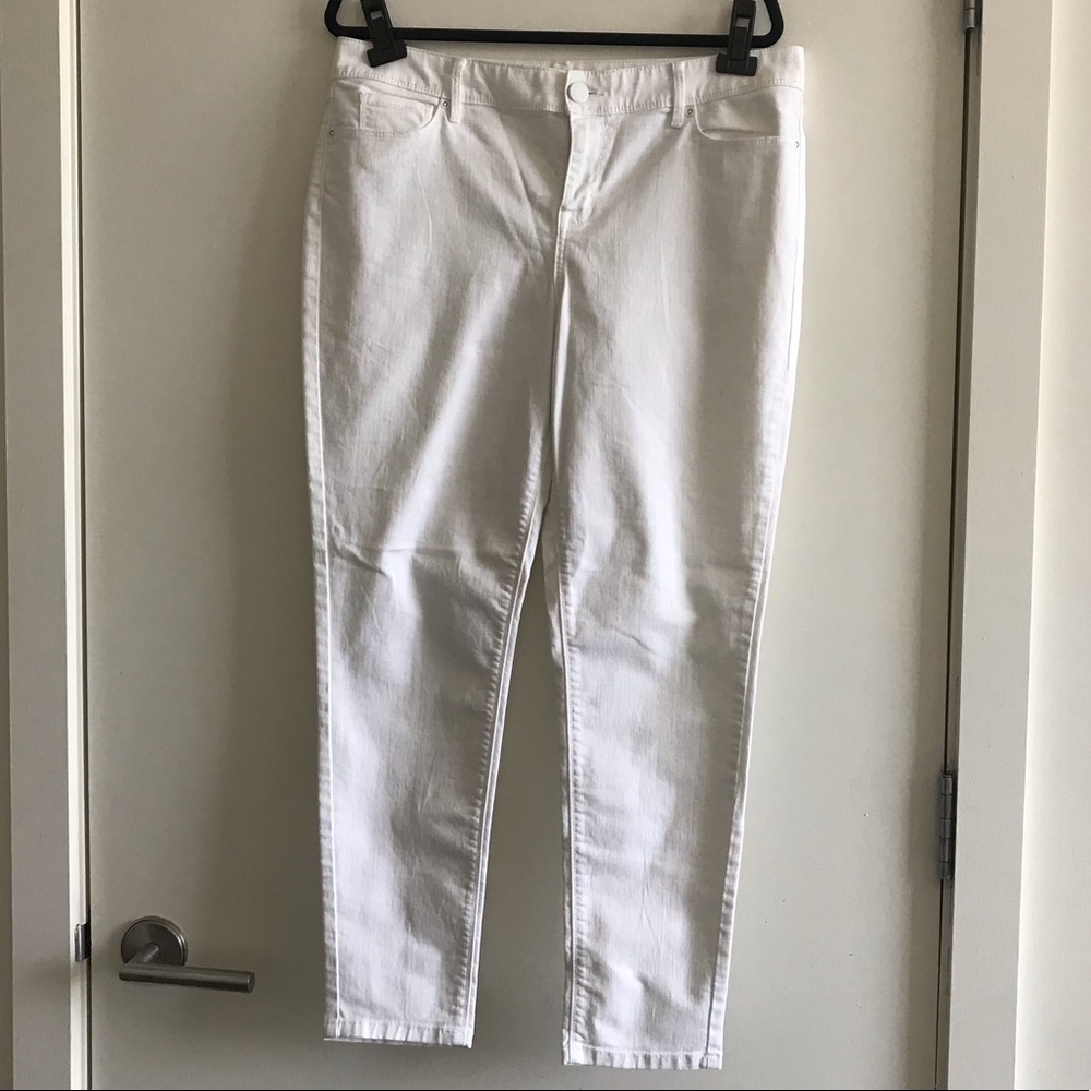 The Limited Demin 312 Skinny Jean